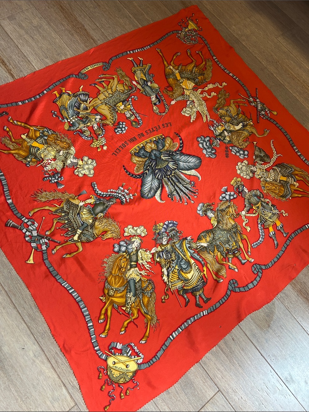 HERMES Silk Les Fetes du Roi Soleil Scarf 35”Red Illustrated Gold Black Accents - Picture 10 of 14